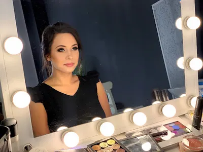 Mani & Make up Art - Natalia Konowrocka Nails & Make up Educator